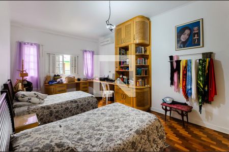 Casa para alugar com 320m², 4 quartos e 4 vagasSuíte 2