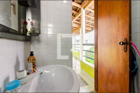 Casa para alugar com 320m², 4 quartos e 4 vagasBanheiro de serviço