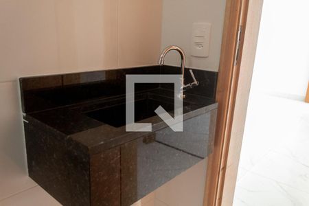 Apartamento para alugar com 40m², 2 quartos e sem vagaBanheiro - Torneira
