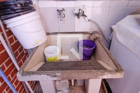 Casa à venda com 85m², 2 quartos e 1 vaga Casa à venda com 85m², 2 quartos e 1 vagaÁrea de Serviço e Churrasqueira