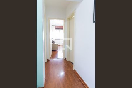 Corredor de apartamento para alugar com 2 quartos, 75m² em Passo D’areia, Porto Alegre