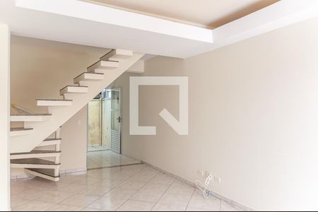 Sala de casa de condomínio à venda com 2 quartos, 100m² em Baeta Neves, São Bernardo do Campo