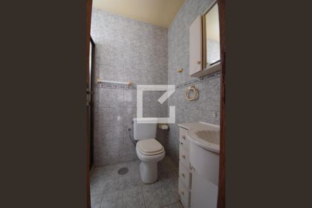 Casa para alugar com 416m², 4 quartos e 4 vagasBanheiro 1