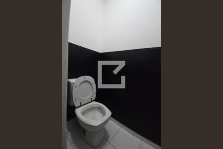 Casa para alugar com 416m², 4 quartos e 4 vagasLavabo