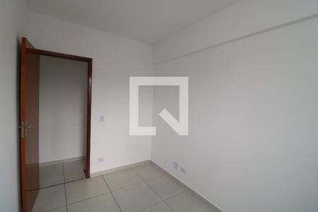 Quarto 2 de apartamento para alugar com 2 quartos, 48m² em Jardim Imperador (zona Leste), São Paulo