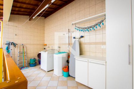 Casa à venda com 280m², 3 quartos e 6 vagasÁrea de serviço