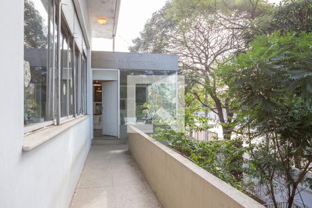 Sacada de casa para alugar com 5 quartos, 800m² em Lapa, São Paulo