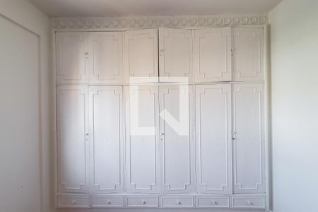 Apartamento para alugar com 75m², 2 quartos e 1 vagaGuarda roupa Quarto 2