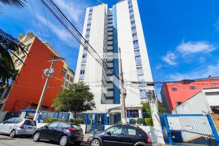 Apartamento para alugar com 75m², 2 quartos e 1 vagaFachada