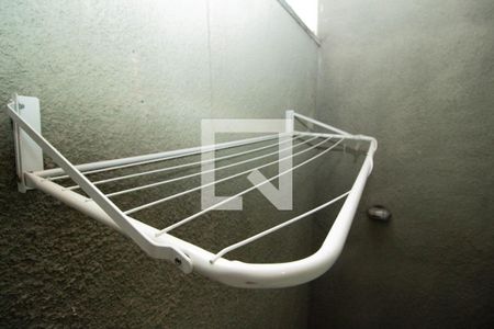 Casa de condomínio para alugar com 89m², 2 quartos e 2 vagas Casa de condomínio para alugar com 89m², 2 quartos e 2 vagasDetalhe da área de serviço