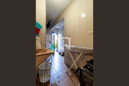 Casa à venda com 185m², 3 quartos e 2 vagas Casa à venda com 185m², 3 quartos e 2 vagasÁrea de Serviço