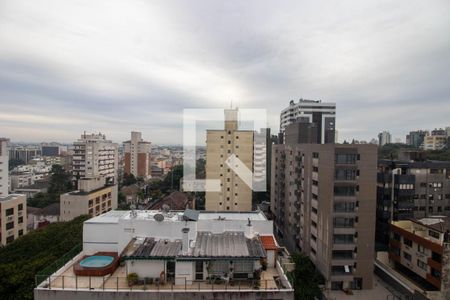 Vista do Quarto e Sala de kitnet/studio à venda com 1 quarto, 43m² em Auxiliadora, Porto Alegre