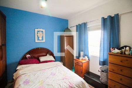 Suíte de casa à venda com 6 quartos, 300m² em Vila Campanela, São Paulo