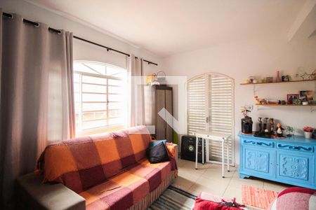 Sala de casa à venda com 6 quartos, 300m² em Vila Campanela, São Paulo