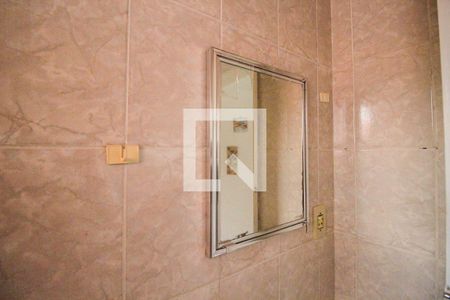 Casa à venda com 300m², 6 quartos e 2 vagasBanheiro 2