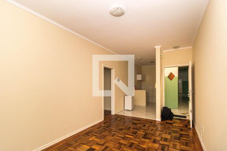 Sala/Cozinha de apartamento para alugar com 1 quarto, 60m² em Santa Cecília, Porto Alegre