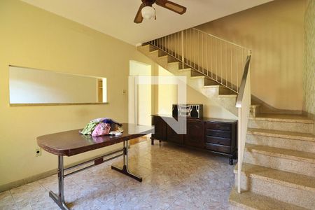 Casa à venda com 300m², 4 quartos e 4 vagasCasa 2 - Sala de Jantar