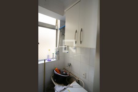 Área de Serviço de apartamento para alugar com 2 quartos, 42m² em Jardim Santa Teresinha, São Paulo