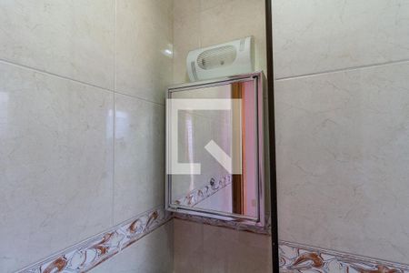 Apartamento para alugar com 90m², 2 quartos e 1 vagaDetalhe do banheiro da suíte