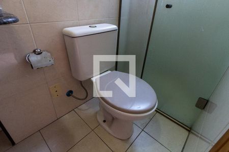 Apartamento para alugar com 90m², 2 quartos e 1 vagaDetalhe do banheiro da suíte