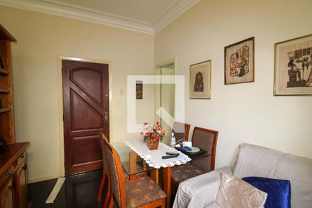 Apartamento à venda com 72m², 2 quartos e sem vagaSala