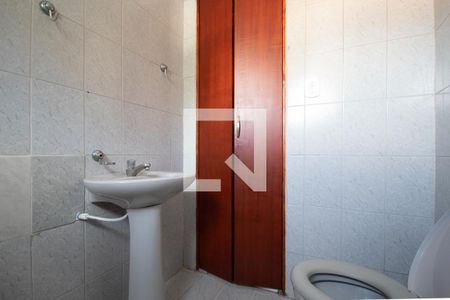 Casa para alugar com 200m², 3 quartos e 2 vagas Casa para alugar com 200m², 3 quartos e 2 vagasBanheiro da Suíte