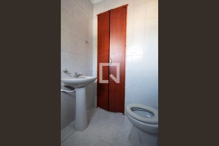 Casa para alugar com 200m², 3 quartos e 2 vagas Casa para alugar com 200m², 3 quartos e 2 vagasBanheiro da Suíte