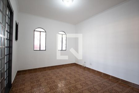 Casa para alugar com 200m², 3 quartos e 2 vagas Casa para alugar com 200m², 3 quartos e 2 vagasSala de Estar