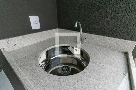 Varanda - Pia de apartamento para alugar com 2 quartos, 60m² em Vila Esperança, São Paulo