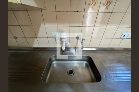 Apartamento à venda com 75m², 3 quartos e 2 vagasCozinha