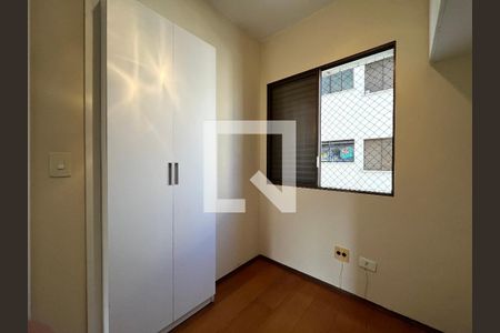 Apartamento à venda com 75m², 3 quartos e 2 vagasQuarto 3