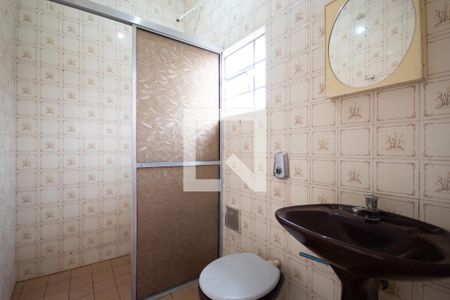 Casa à venda com 310m², 3 quartos e 4 vagasBanheiro 2