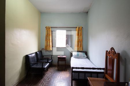 Casa à venda com 310m², 3 quartos e 4 vagasQuarto 2