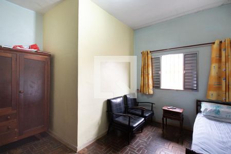 Casa à venda com 310m², 3 quartos e 4 vagasQuarto 2