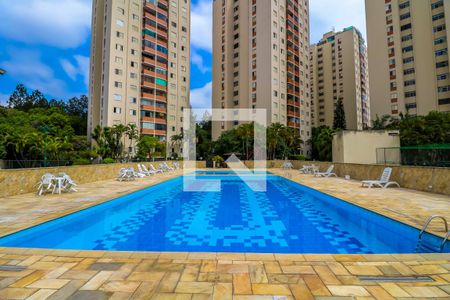 Apartamento à venda com 90m², 3 quartos e 1 vagaÁrea comum - Piscina