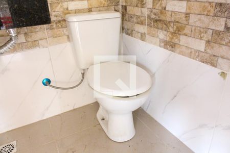 Casa de condomínio à venda com 120m², 3 quartos e 1 vagaLavabo