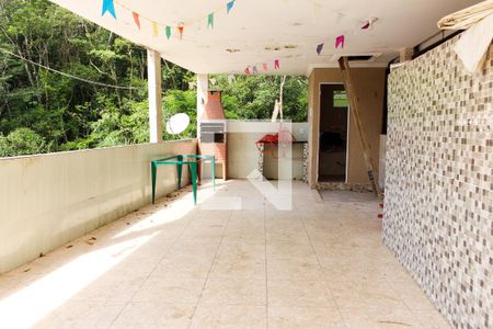 Casa de condomínio à venda com 120m², 3 quartos e 1 vagaÁrea comum