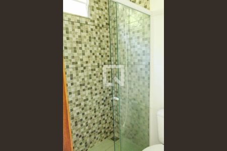 Casa de condomínio à venda com 120m², 3 quartos e 1 vagaBanheiro