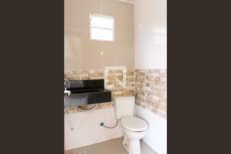 Casa de condomínio à venda com 120m², 3 quartos e 1 vagaLavabo