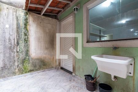 Casa à venda com 160m², 3 quartos e 2 vagasÁrea de Serviço