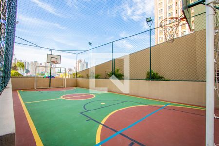 Apartamento para alugar com 64m², 2 quartos e 2 vagasÁrea comum - Quadra esportiva