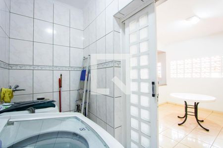 Casa à venda com 191m², 2 quartos e 2 vagasÁrea de serviço