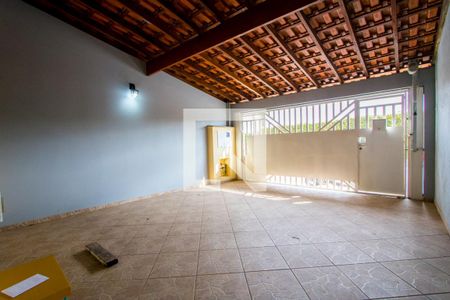 Casa à venda com 191m², 2 quartos e 2 vagasGaragem