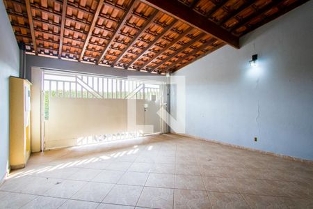 Casa à venda com 191m², 2 quartos e 2 vagasGaragem