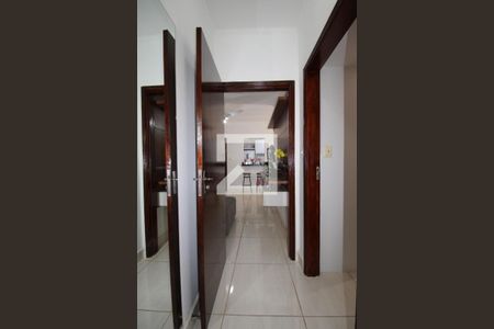 Corredor de apartamento para alugar com 2 quartos, 70m² em Jardim Chapadão, Campinas