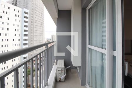 Sala/Quarto - Varanda de kitnet/studio para alugar com 1 quarto, 24m² em Belenzinho, São Paulo
