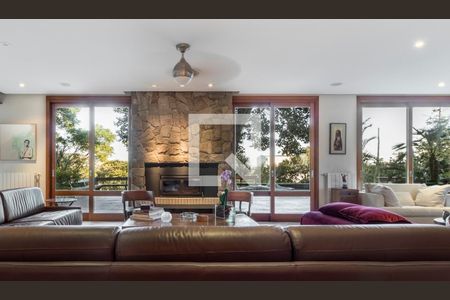 Sala de casa à venda com 4 quartos, 900m² em Vila Assunção, Porto Alegre