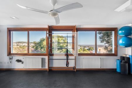 Casa à venda com 900m², 4 quartos e 5 vagasAcademia