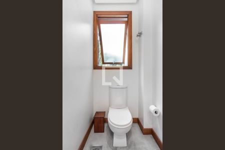 Casa à venda com 900m², 4 quartos e 5 vagasLavabo