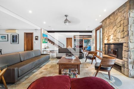 Sala de casa à venda com 4 quartos, 900m² em Vila Assunção, Porto Alegre